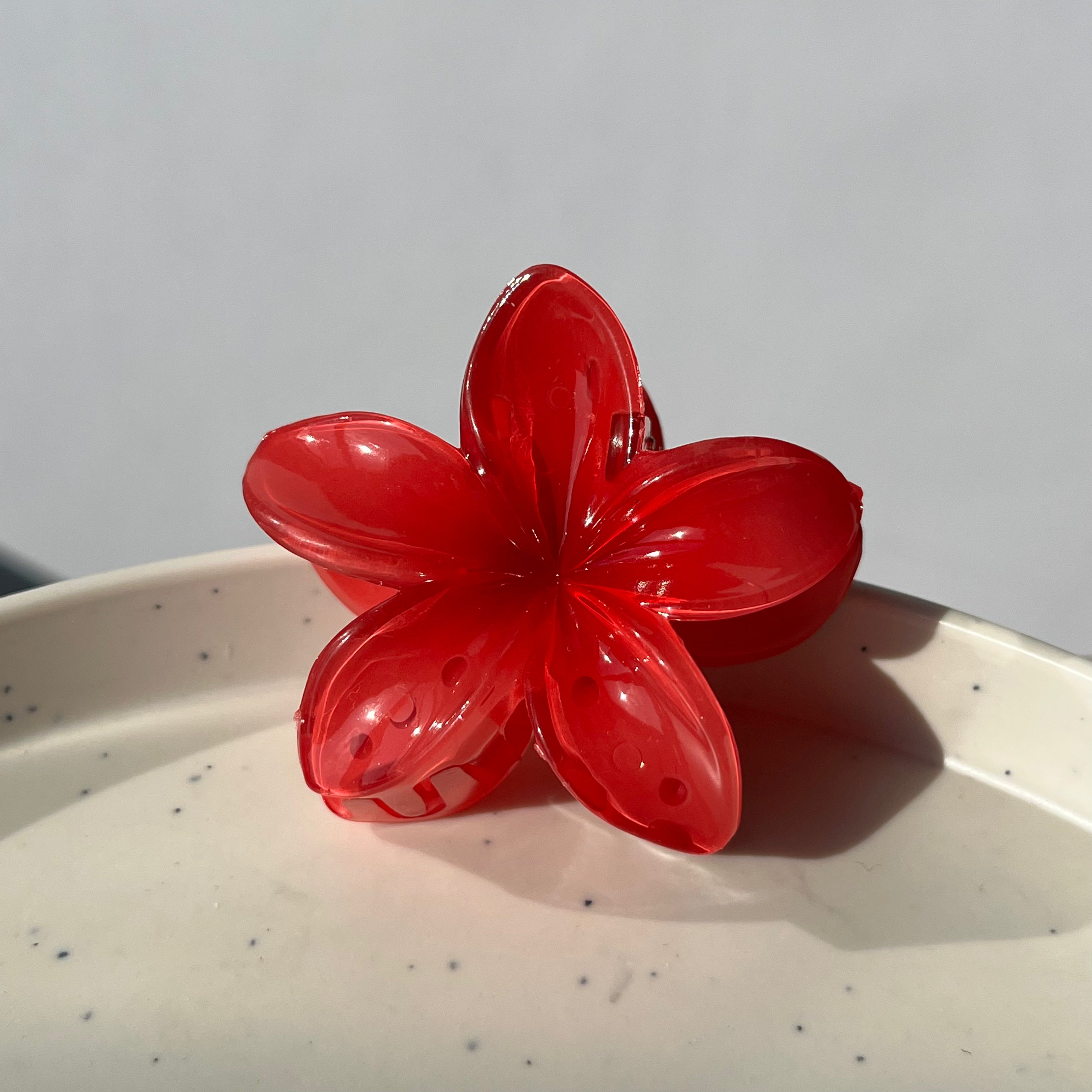 Hawaiian Flower Claw Clip - Medium Size, Tropical Vibes